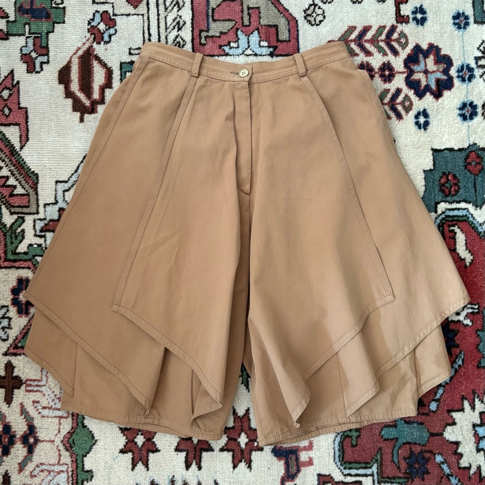 RARE Vintage Gianni Versace Khaki sculptural shorts